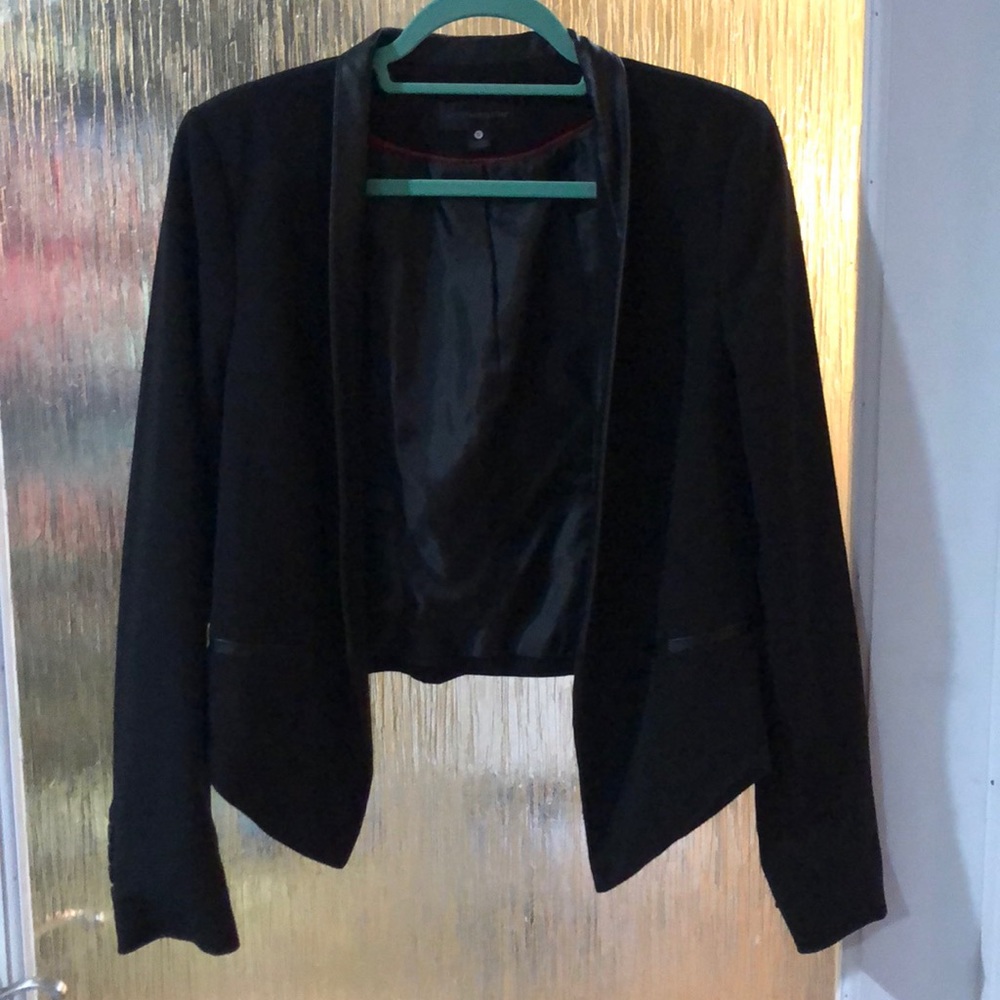 NWOT Worthington blazer with faux leather accents